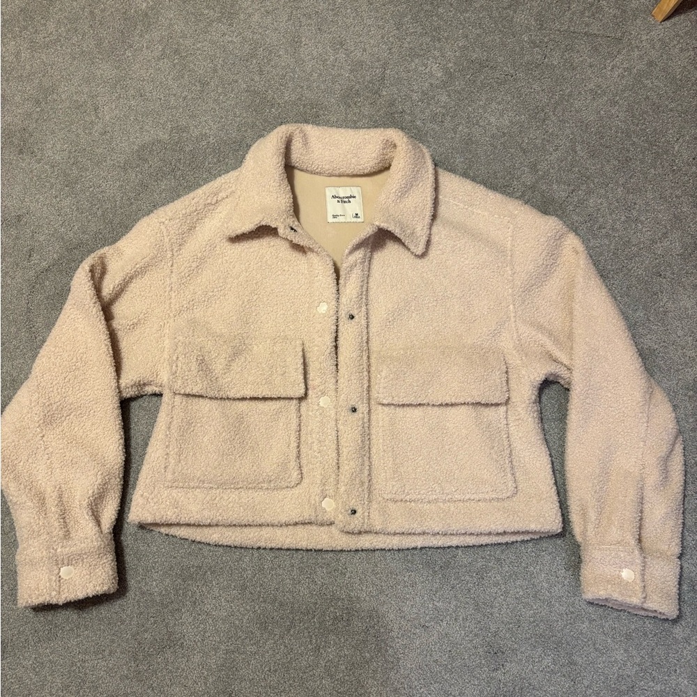 Abercrombie Cropped Sherpa Jacket